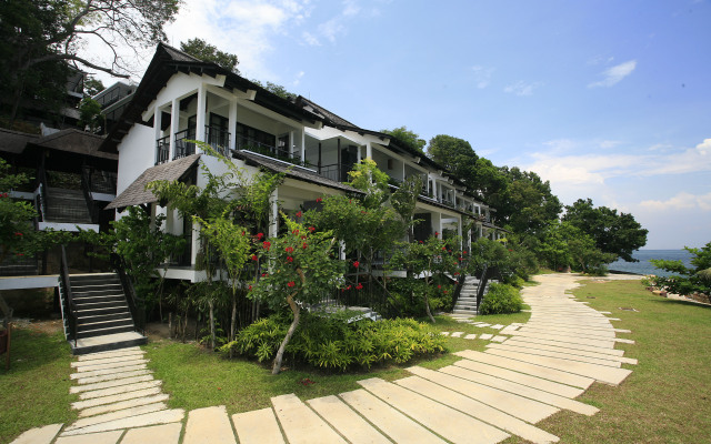 Turi Beach Resort Hotel