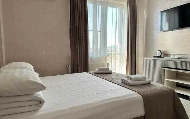 Zhemchuzhina Chernogo Morya Hotel