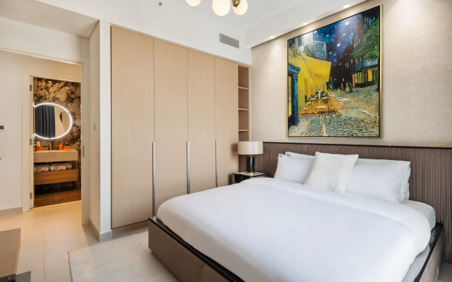 Luxurious View at Dubai Creek Harbour, Apartments