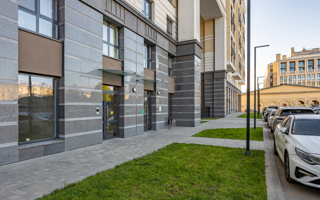 Апартаменты с Новым Ремонтом в Уникальной Локации Города.