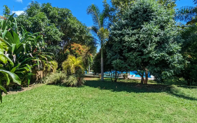 Green View Villa