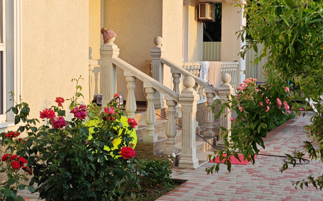 Garmoniya Guest house