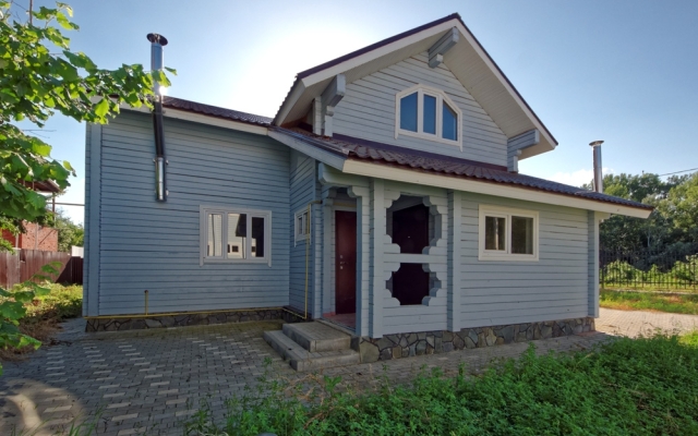 Kottedzhi v Arendu Beregovaya 40 Guest House