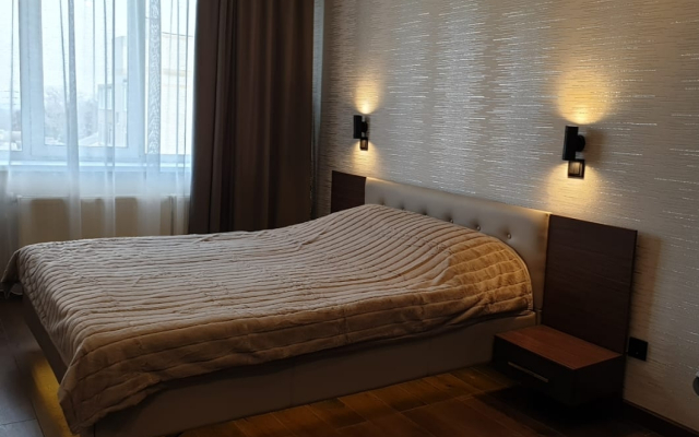 S Khoroshim Remontom Apartments