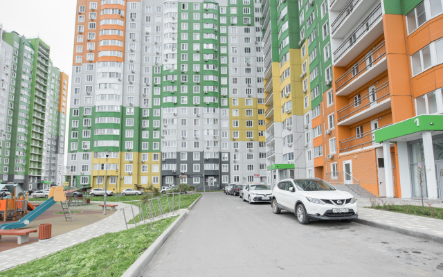 Апартаменты Smile Apartments с Балконом в Новом Доме