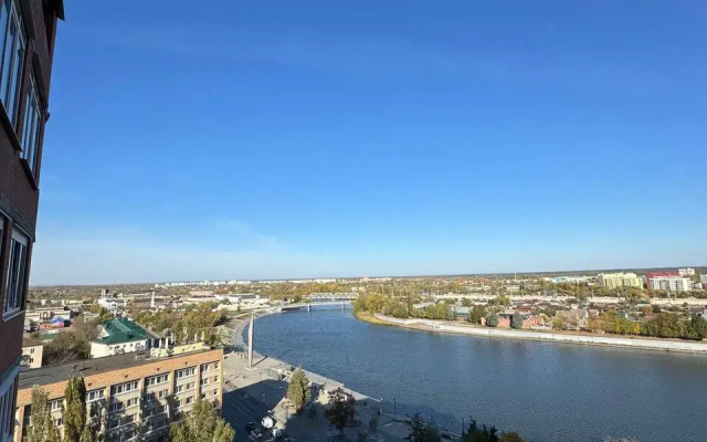 Apartamenty Sutki VIP c panoramnym vidom na reku na Urickogo 62