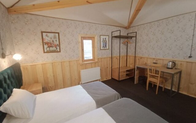 Гостиница-глэмпинг Гусарская Стоянка