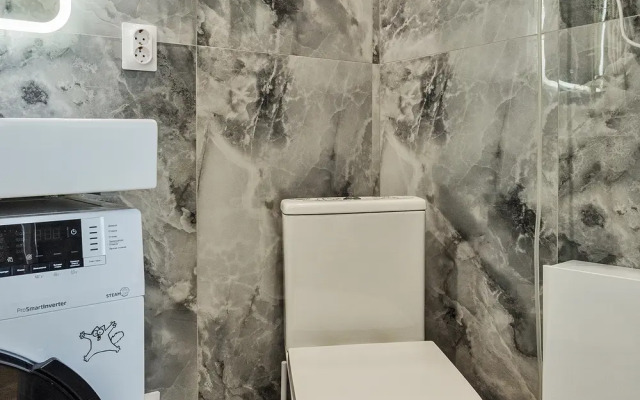 FullHouseApart dizaynerskie trekhmestnye apartamenty na vokzal'noy ploshchadi Apartments