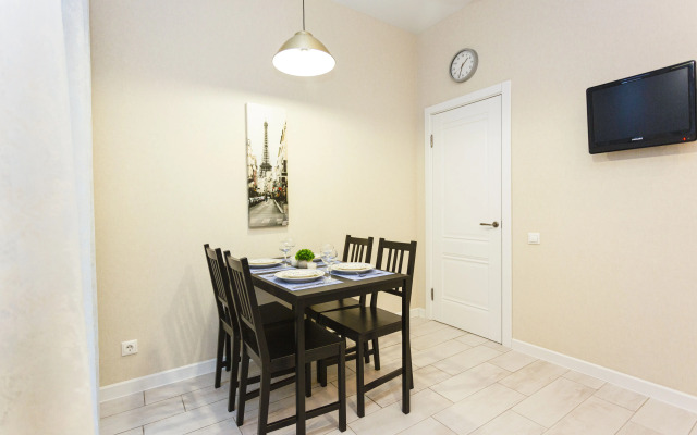 Arenda Kvartiry Pocutochno Flat