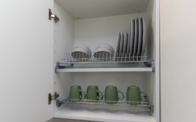 Квартира с желтым диваном