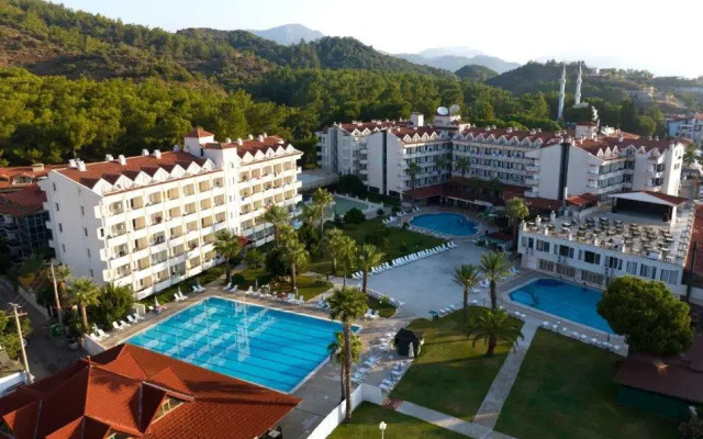 Pineta Club Hotel - All Inclusive