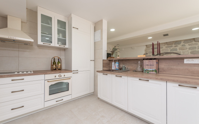 Djurisic Guest House
