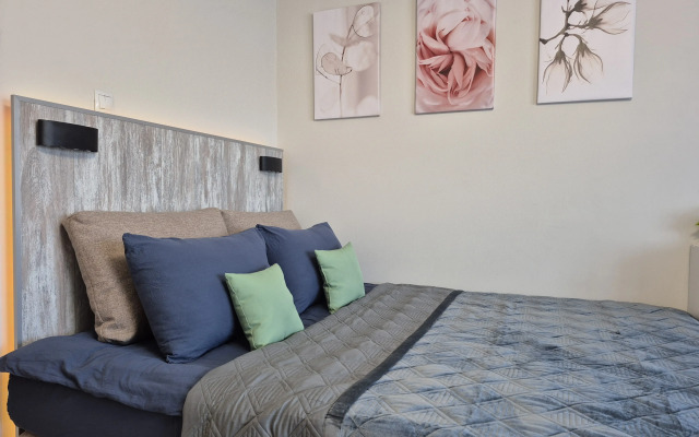 Квартира Студия на Набережной с Видом на Реку