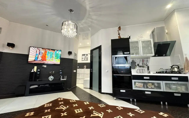 Dvukhkomnatnaya V Klubnom Dome Flat