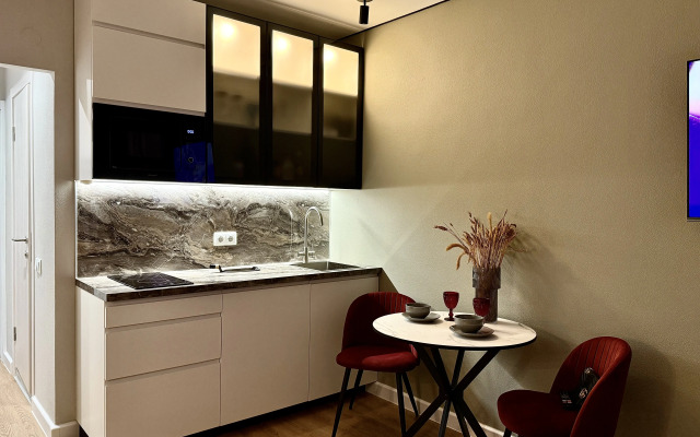 Lyuks Studiya V Zhk Biznes-Klassa I Dizaynerskim Remontom Flat