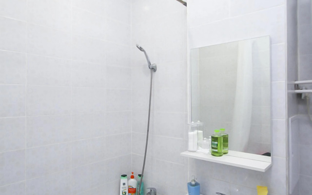 Квартира Студия Эконом около ТЦ Аура