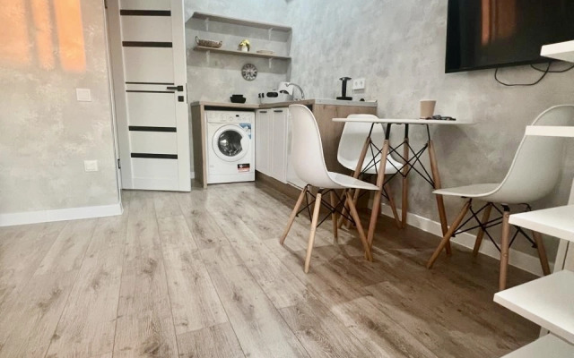 Studiya v Tsentre Adlera ryadom s Morem Flat