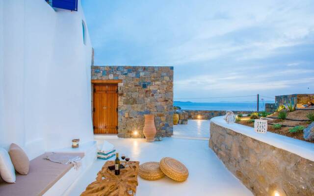 Апартаменты Gorgeous Studio In Cycladic Architecture Overlooking The Aegean