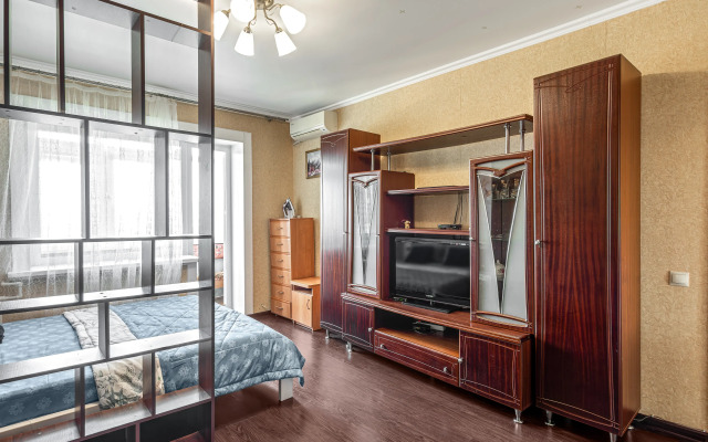 S Vidom Na Vsyu Bukhtu Flat