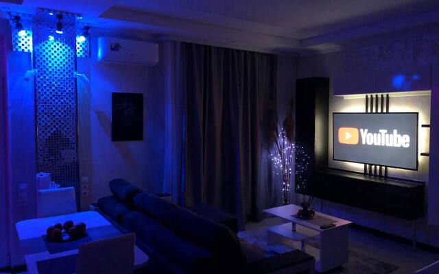 Апартаменты RENT-сервис Апартаменты на 10 Лет Октября 70