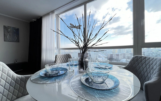 Na Ulitse Karyernaya 24 Flat