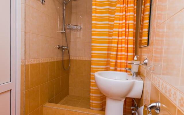 On Kramskoy Street Guest House