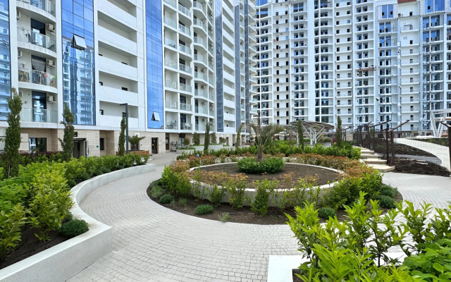 Апартаменты Яркая Студия с Видом на Море