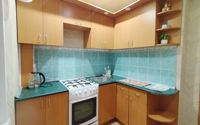 Dvukhkomnatnye Na Komsomolskoy Apartment