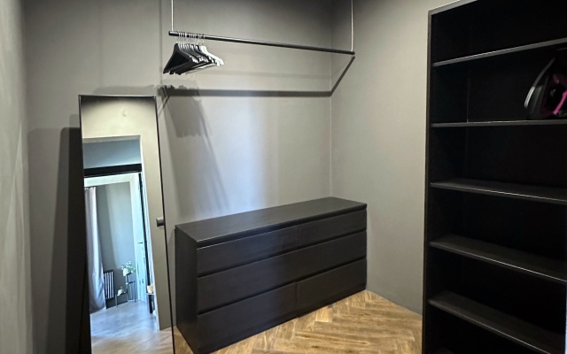 Квартира Двухкомнатная квартира в зеленом районе