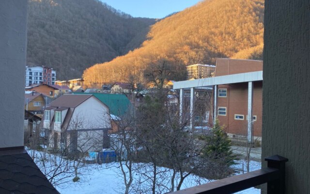 Gornaya Skazka Na Estonskoy Apartments