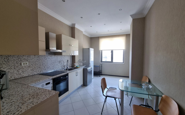 Isr Lux Apartments