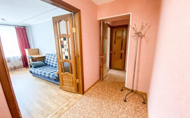 Na Bulvare Ibragimova, 35/1 Flat