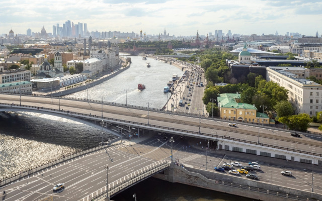 Апартаменты Люкс с Двумя Спальнями и Видом на Кремль