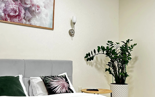 Green Apartment Ryadom S Tsentrom Flat
