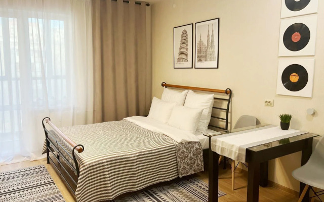 Na Monastyrskoy Ulitse 46 Flat