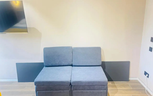 Dizaynerskie S Basseynom Apartments