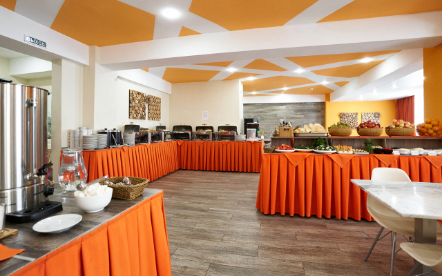 Mandarin Hotel