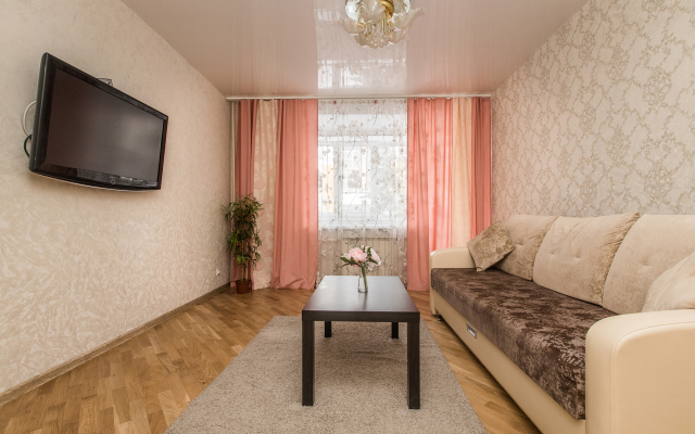 Апартаменты Ошарская 15