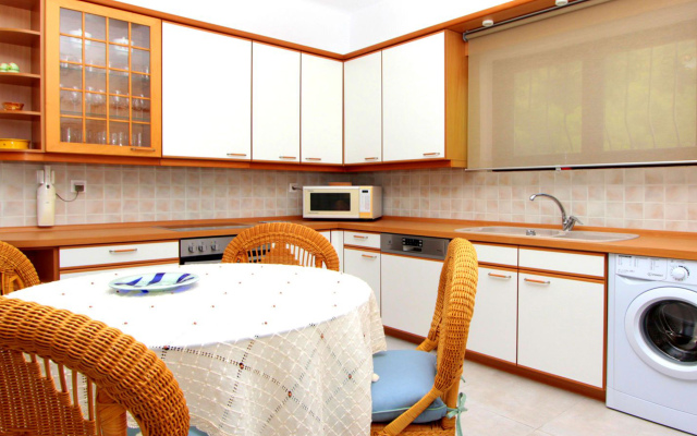 Lorenia Sea Side Elani Villa