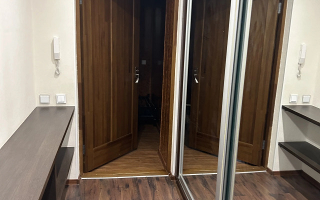 Квартира у метро с джакузи