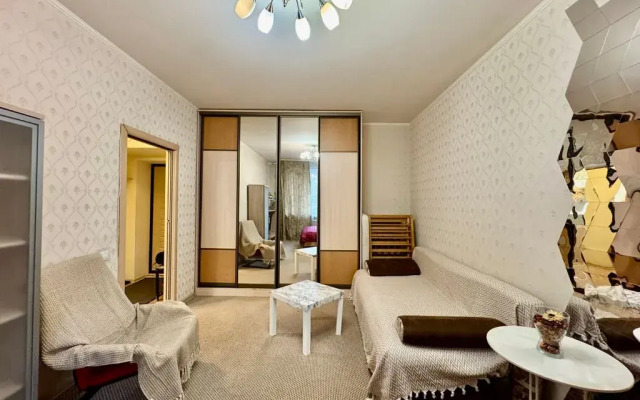 Odnokomnatnaya Na M Frunzenskaya Flat