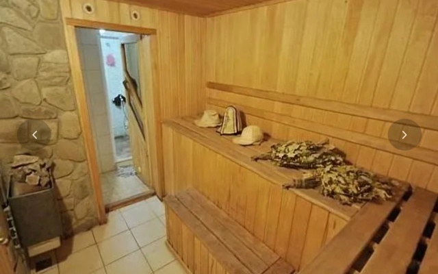 Alpiyskiy Guest House