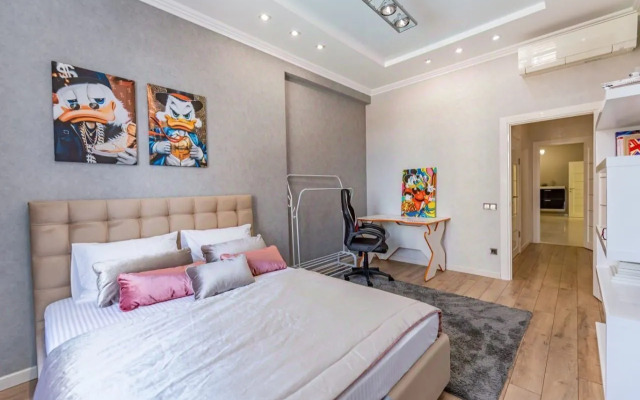 Na Krasnogvardeyskoy Ulitse, 38AlitA Flat