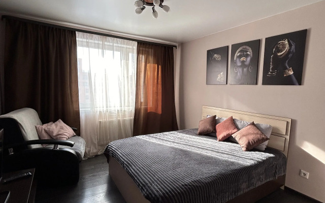 Na Naberezhnoy 112 Apartments