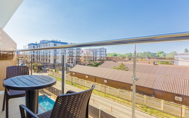 Leonsia Hotel