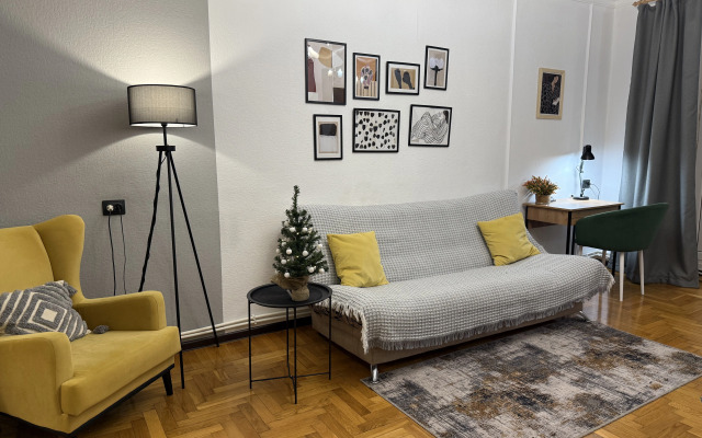 Na Ulitse Lenina 5v Flat