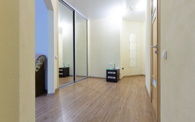 Na Latysheva 3e/1 Flat