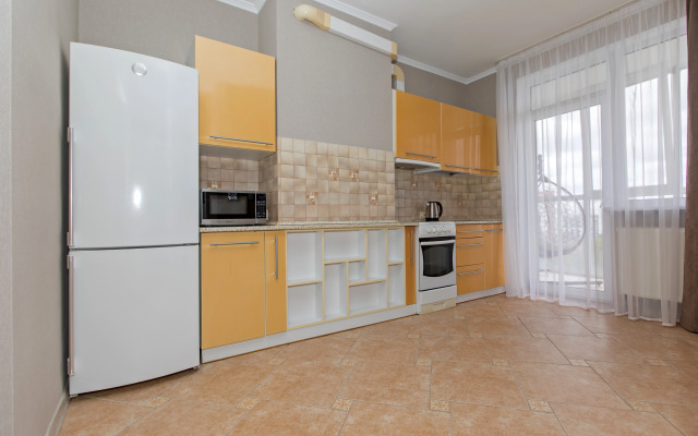 S Shikarnym Vidom na Rybnuyu Derevnyu Flat