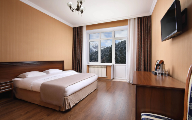 Kurortnyj otel' Grand-Otel'