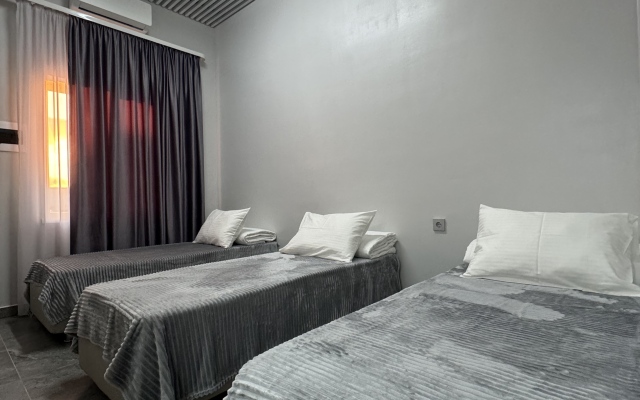 Mariya Hotel